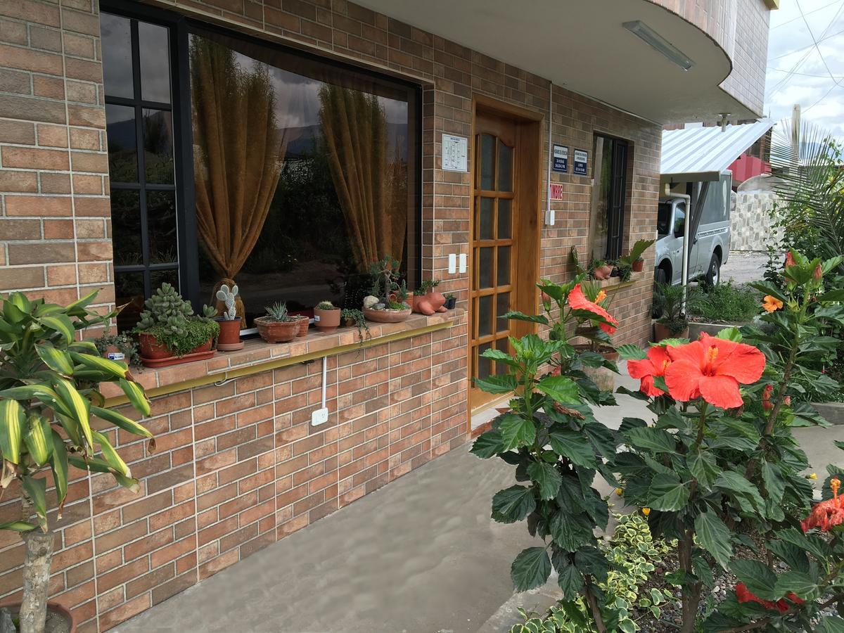 Alpachaca Quito Airport Hotel Tababela Kültér fotó