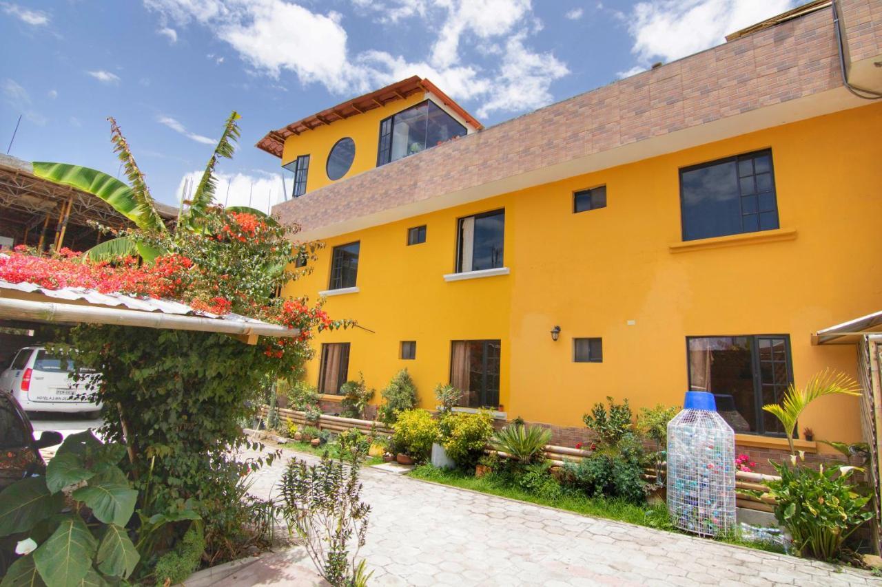 Alpachaca Quito Airport Hotel Tababela Kültér fotó